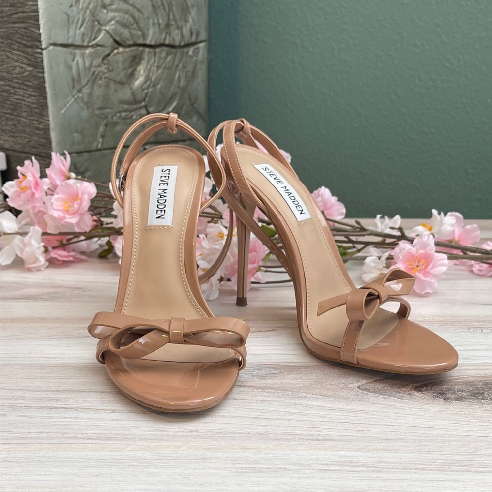 Steve Madden Bradshaw Nude Bow Heels Size 7